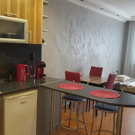 Sunny Dreams Apartment *